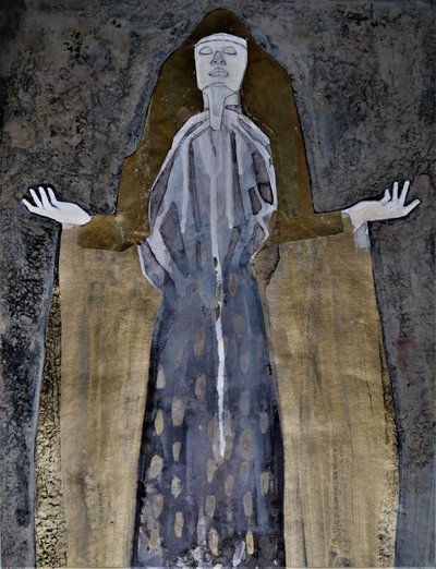 Figura dorada en actitud contemplativa de Doris Schmitz
