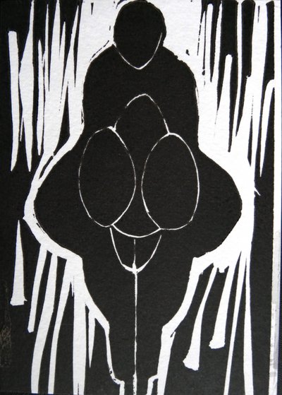 Figura expresiva en blanco y negro de Doris Schmitz