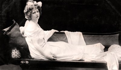Mabel Love, actriz y bailarina inglesa, principios del siglo XX de Dover Street Studios