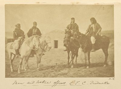 Hombres y oficiales nativos L.T.C. Dardanelles de Dr. William Robertson