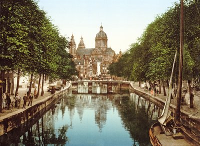 Vista hacia Sint-Nicolaasbasiliek, Ámsterdam de Dutch Photographer