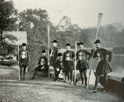 Los aguadores de Su Majestad, c1897 de E. and S. Woodbury