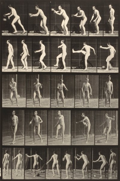 Locomoción animal (lámina 300) (Hombre pateando una pelota) de Eadweard Muybridge