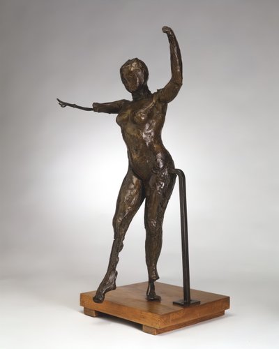 Bailarina Avanzando, Brazos Levantados, Pierna Derecha Adelante, c. 1882-1895 fundido 1919-1932 de Edgar Degas
