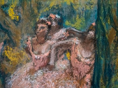 Tres bailarinas con faldas de color salmón (detalle) de Edgar Degas