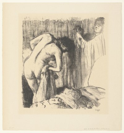 Una mujer se seca después del baño y su esposa le entrega la ropa
La Sortie du bain de Edgar Degas