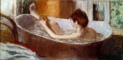 Mujer en su baño esponjando la pierna de Edgar Degas