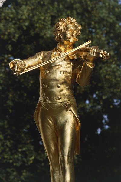 Estatua de un músico, Estatua de Johann Strauss, Viena, Austria de Edmund Ritter von Hellmer