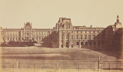 La Cour Napoléon vista desde las Tullerías, Louvre, París de Édouard Baldus