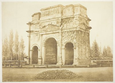 Arco antiguo en Orange de Edouard Denis Baldus