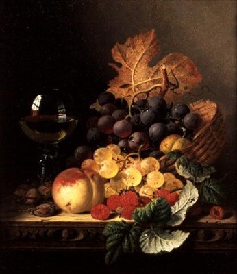 Una cesta de uvas, frambuesas, un melocotón y una copa de vino en una mesa de Edward Ladell