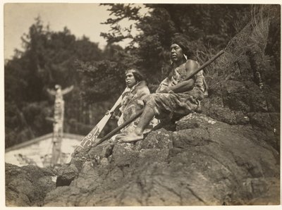 [Motana y su padre, Kenada el Jefe Cuervo] de Edward S. Curtis