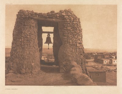 Portafolio XVI, Lámina 564: Campanario Acoma de Edward S. Curtis