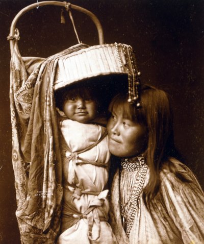 Apache girl y Papoose de Edward Sheriff Curtis