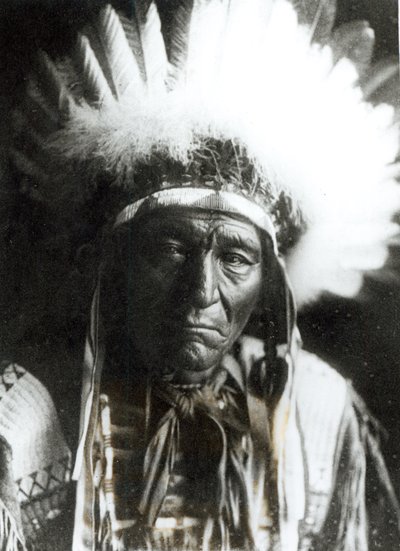Iron Plume - Ogalala, nativo americano de Edward Sheriff Curtis