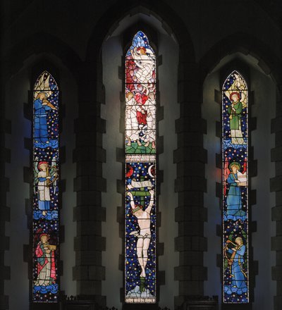 Ventana este de Edward and Morris Burne Jones