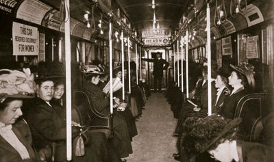 Tren del metro del río Hudson, Nueva York, EE.UU., c. 1901 de Edwin Levick