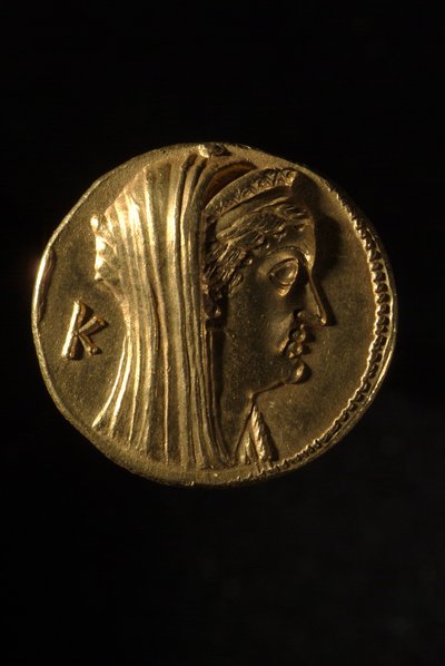 Oktadracma griega de Arsinoe II, 240 a.C., vista reversa de Egyptian