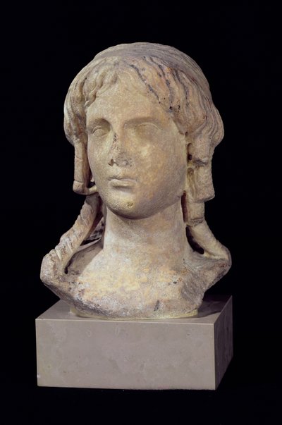 Cabeza de Berenice I (c.317-c.275 a.C.) o Cleopatra I, Período Ptolemaico de Egyptian