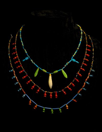 Collares de cuentas, Nuevo Reino de Egyptian 18th Dynasty