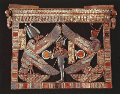 Placa pectoral que representa a Osiris sobre fondo negro de Egyptian 18th Dynasty