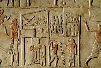 Antigüedad egipcia: “Los alimentos se almacenan en almacenes”. Relieve decorando una tumba de un alto funcionario de la XVIII dinastía. Bolonia, Museo Arqueológico Cívico de Egyptian 18th Dynasty