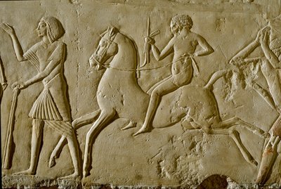 Antigüedad egipcia: relieve con guerrero a caballo. Final de la dinastía XVIII de Egyptian 18th Dynasty
