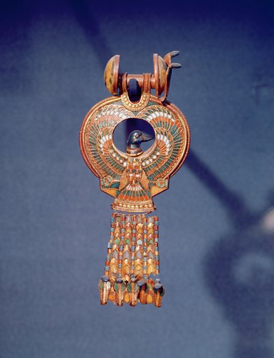 Pendiente izquierdo de un par de pendientes con un pájaro azul, de la tumba de Tutankamón, Valle de los Reyes, Tebas, c.1347-37 a.C. de Egyptian 18th Dynasty