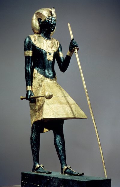 Estatuilla de tamaño natural del rey, de la tumba de Tutankamón (c.1370-52 a.C.) Nuevo Reino de Egyptian 18th Dynasty