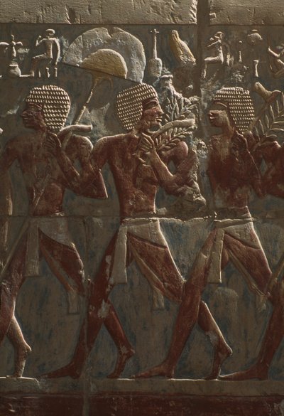 Relieve que representa un desfile en honor a la diosa Hathor (detalle), del Templo Mortuorio de Hatshepsut (c.1503-1482 a.C.) de Egyptian 18th Dynasty