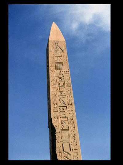 El obelisco de Tutmosis I (1504-1492 a.C.) en el Gran Templo de Amón, Templo de Karnak, Reino Nuevo de Egyptian 18th Dynasty