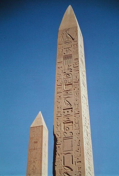 Los obeliscos de Tutmosis I y Hatshepsut en el Gran Templo de Amón, Nuevo Reino de Egyptian 18th Dynasty
