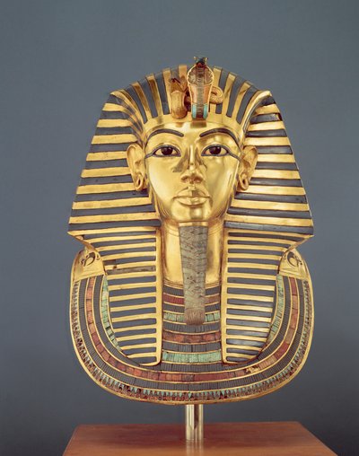 La máscara funeraria de Tutankamón (c.1370-1352 a.C.) Nuevo Reino, c.1336-1327 a.C. de Egyptian 18th Dynasty