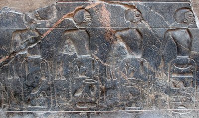 Antigüedad egipcia: detalle de un relieve decorando los emblemas de los territorios conquistados por el faraón Ramsés II (1292-1186 a.C.). Templo de Luxor. Orilla Este (Tebas), Egipto de Egyptian 19th Dynasty