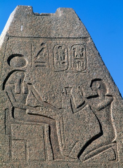 Obelisco con relieves e inscripciones de Ramsés II, Gran Templo de Amón, Tanis, Egipto, Civilización egipcia, Reino Nuevo, Dinastía XIX de Egyptian 19th Dynasty