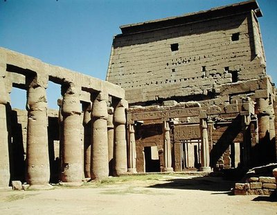 Patio Peristilo de Egyptian 19th Dynasty
