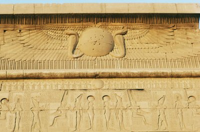 Relieve, Portal Ptolemaico Sur, Templo de Amón, complejo de templos de Karnak (Lista del Patrimonio Mundial de la UNESCO de Egyptian 19th Dynasty