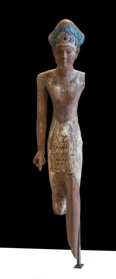 Estatua de Soberano con tocado de Ramesside de la corona azul y usando el taparrabos frontal de Egyptian 19th Dynasty
