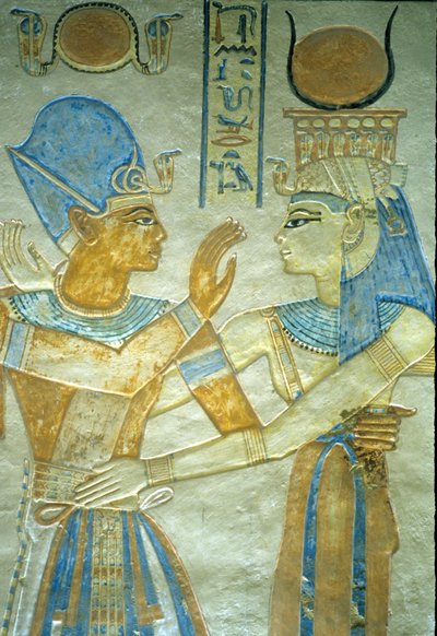 Antiguo Egipto, Ramsés III abraza a Isis, tumba de Amón hir Khopshef de Egyptian 20th Dynasty