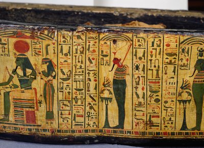 (detalle) de la base del ataúd exterior de la momia de Nesyamun, posiblemente encontrado en Deir El-Bahri, Nuevo Reino, c.1100 a.C. (madera pintada) de Egyptian 20th Dynasty