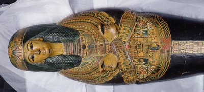 Tapa interior de la momia de Nesyamun, posiblemente encontrado en Deir El-Bahri, Nuevo Reino, c.1100 a.C. (detalle) de Egyptian 20th Dynasty