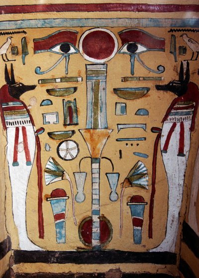 Anubis momia, detalle decorativo del sarcófago de Ankh-ef-en-Khonsu de Egyptian 21st Dynasty