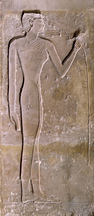 Pilar que representa a una mujer oliendo una flor de loto, Reino Antiguo, 2423-2263 a.C. de Egyptian 5th Dynasty