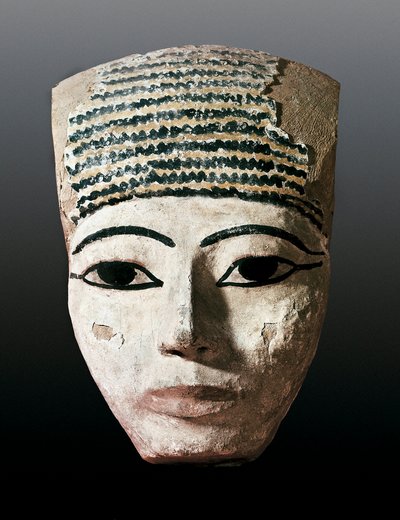 Antiguo Egipto: Retrato para un sarcófago egipcio. Siglo XVII-XII a.C. Tallado en madera policromada. Monistrol de Montserrat, Museo de Montserrat. de Egyptian Egyptian