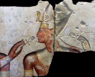 El rey Ramsés II, entre los dioses. Procede del pequeño templo construido por el rey Ramsés II en Abydos. Alrededor de 1275 a.C. (dinastía XIX) (piedra caliza pintada) de Egyptian Egyptian