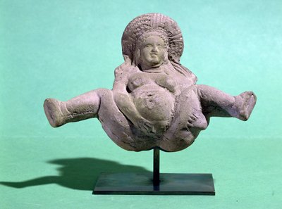 Estatuilla de una mujer dando a luz, dada a mujeres embarazadas para un parto exitoso, de Alejandría (terracota) de Egyptian Ptolemaic Period