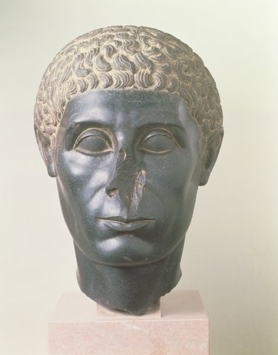 La cabeza negra de Brooklyn, posiblemente de Mitrahineh, Período Ptolemaico Tardío (c.50 a.C.) de Egyptian Ptolemaic Period