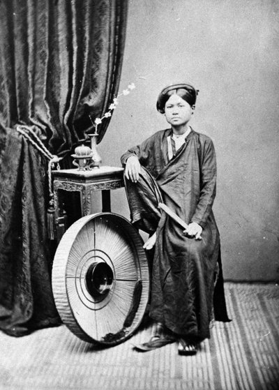 Mujer de Tonkin, c.1860s de Emile Gsell