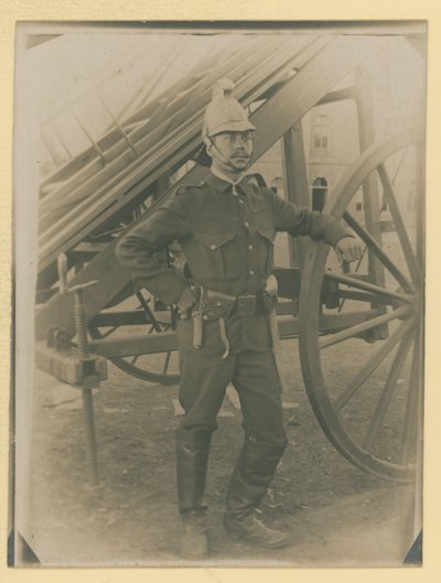 Un bombero de English Photographer