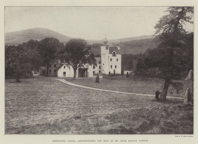 Castillo de Abergeldie, Aberdeenshire, la residencia del Sr. Hugh Mackay Gordon de English Photographer